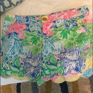 Lilly Pulitzer 5”Buttercup Shorts.
